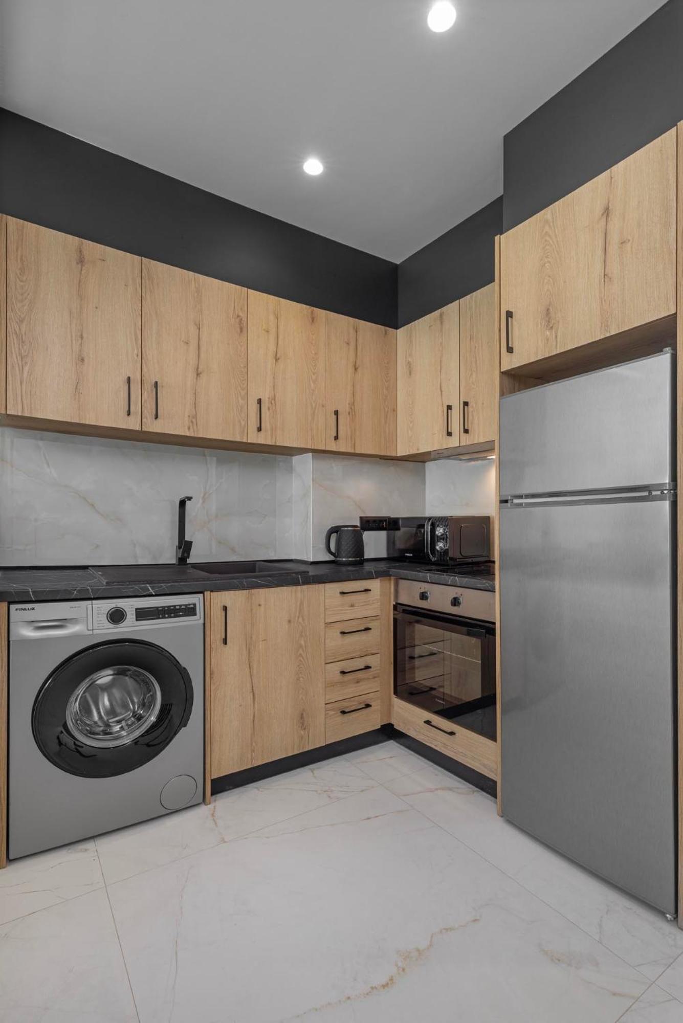Tota Suites Afantou Bagian luar foto